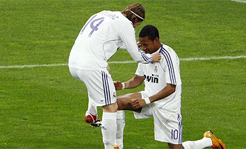 20080128141307-guti-robinho270108-es.jpg