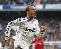 20080414153922-sneijder130408-es.jpg